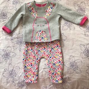 Baby Gap 6-12M outfit EUC